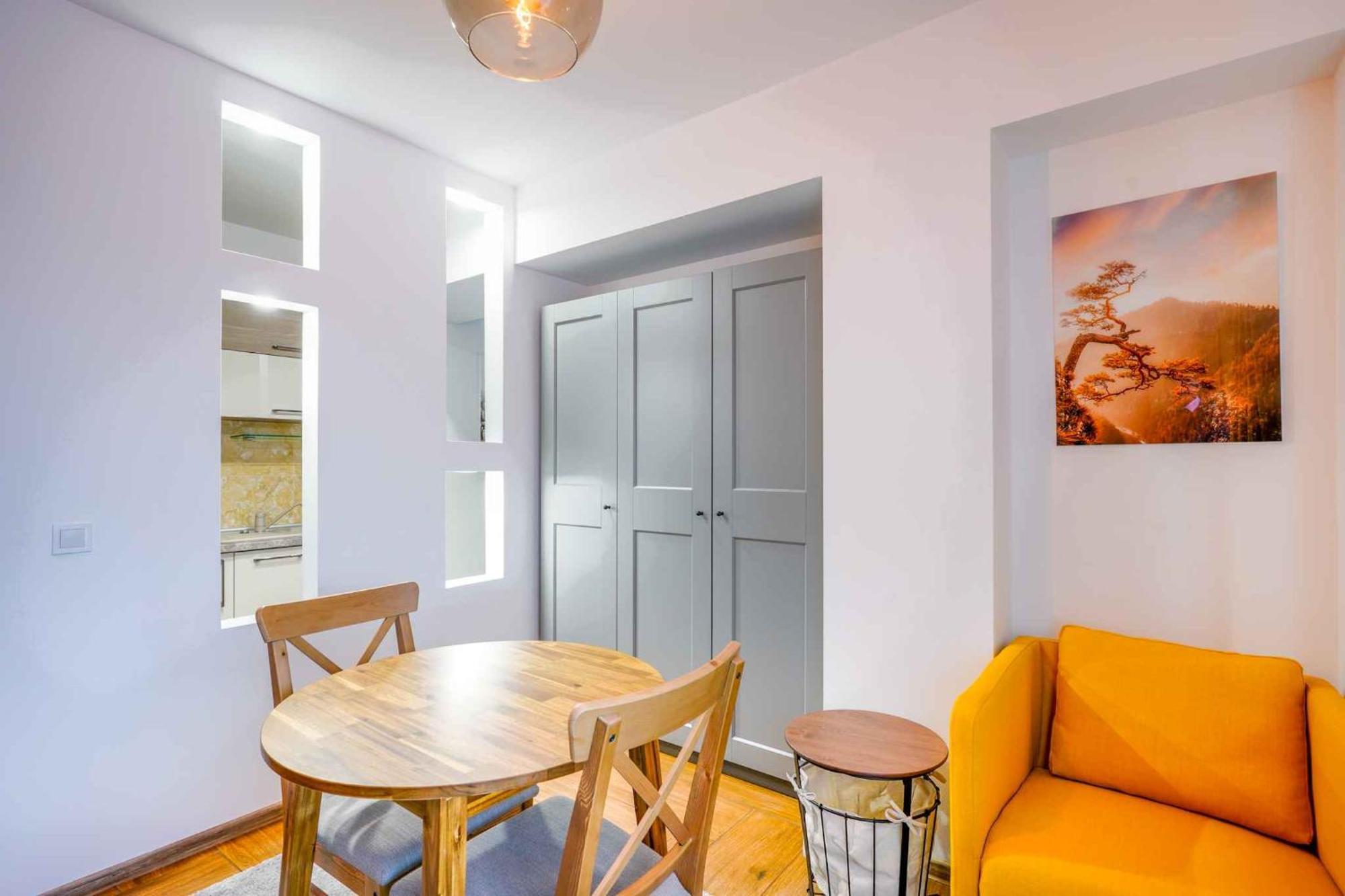 Yellow Cozy Home Iasi Exterior foto